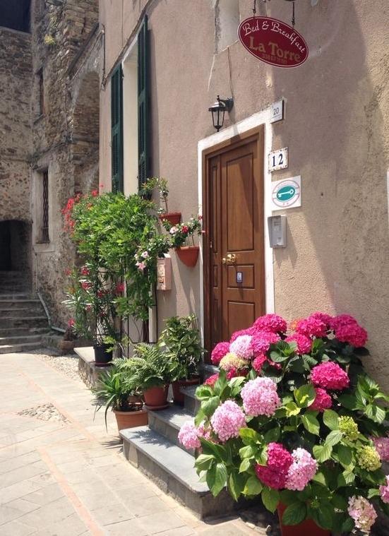 La Torre Bed & Breakfast Dolceacqua Exterior photo